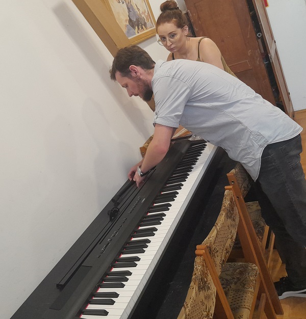 Klucz kupuje instrumenty muzyczne 